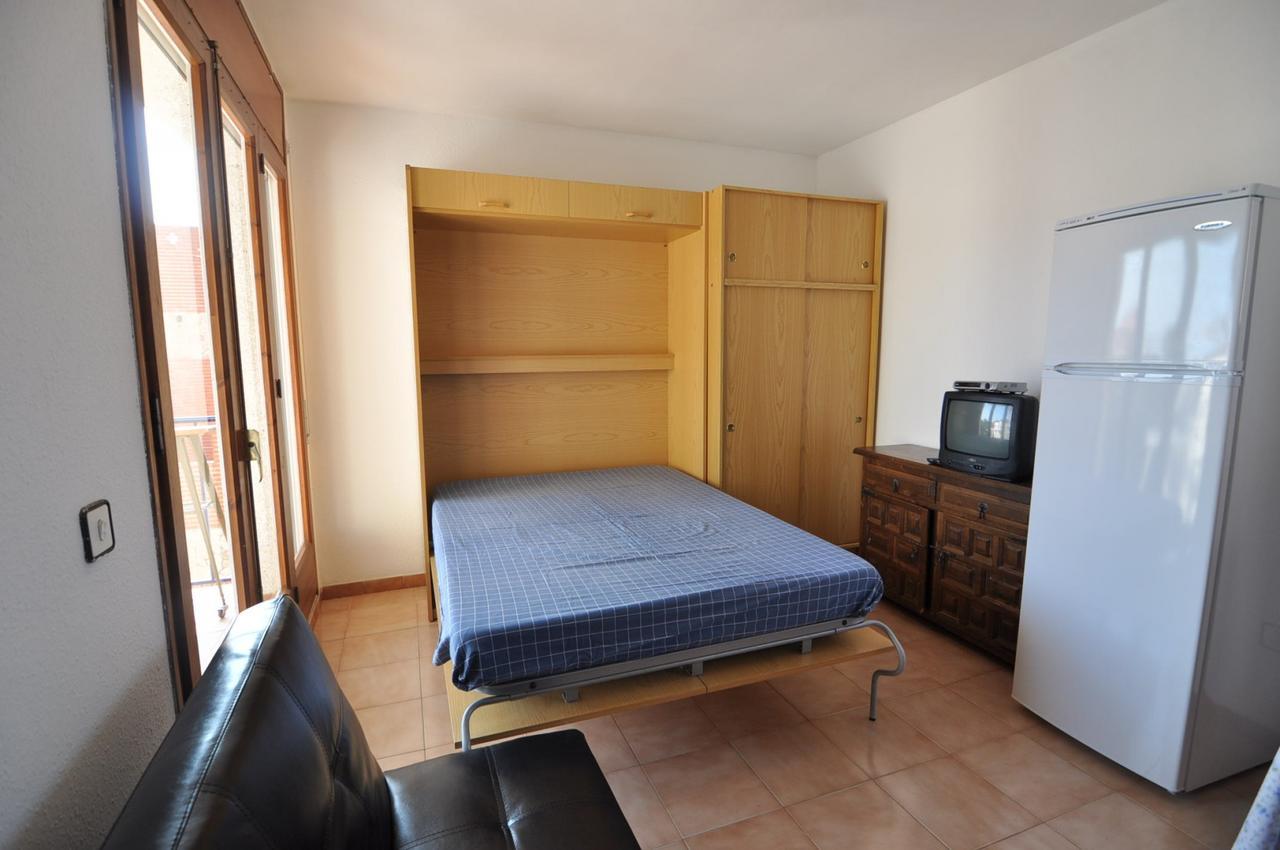 Rnet - Sol Y Playa Roses Apartment Екстериор снимка